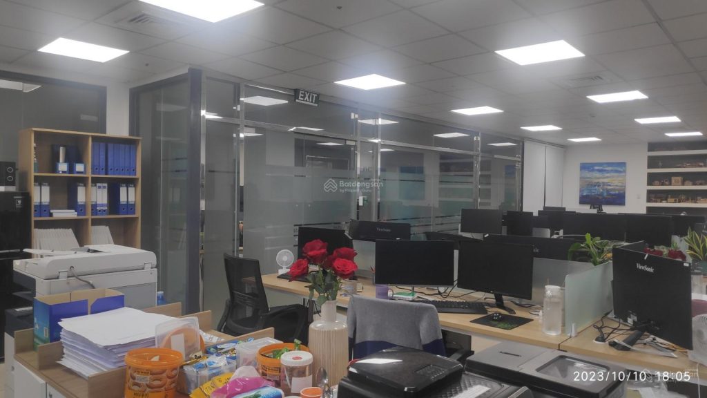 Văn phòng Tầng 9 Cantavil