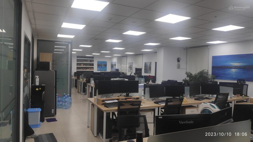 Văn phòng Tầng 9 Cantavil