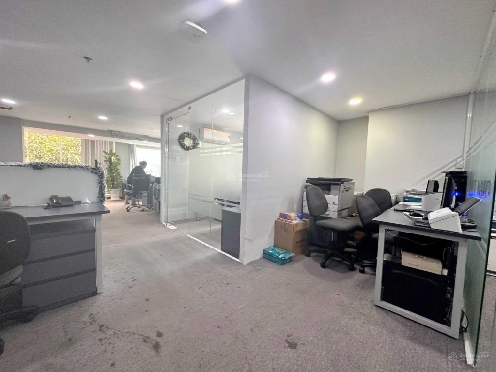 Văn phòng tầng 2 SGR Building